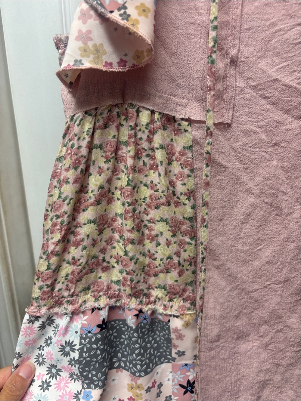 Grigio Pink Floral Patchwork Ruffle-Sleeve Tunic Top Small - Picture 4 of 4